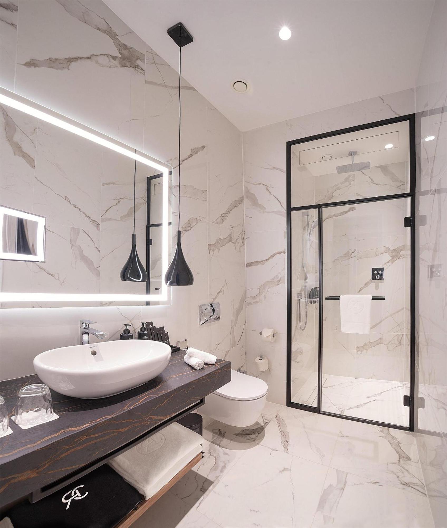 Radisson Collection Hotel, Basilica Budapest Bagian luar foto
